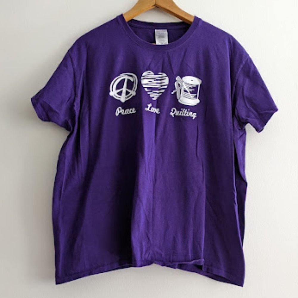 Peace Love Quilting Purple and White T-Shirt Size 2XL